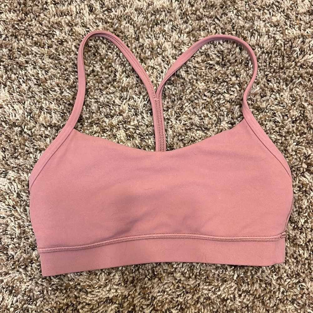 Lululemon “Flow Y Nulu” pink sports bra